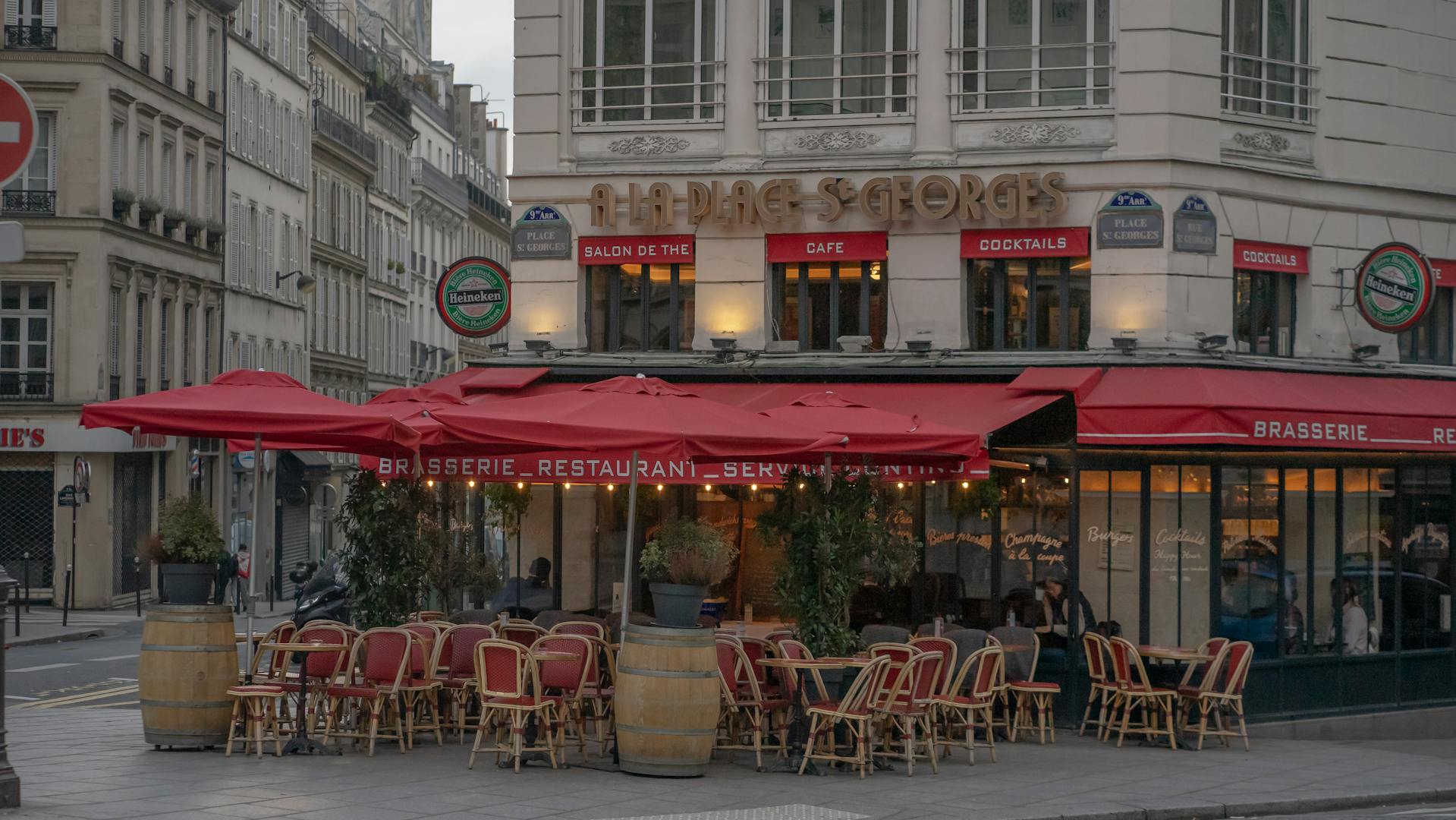 Paris Restaurant 