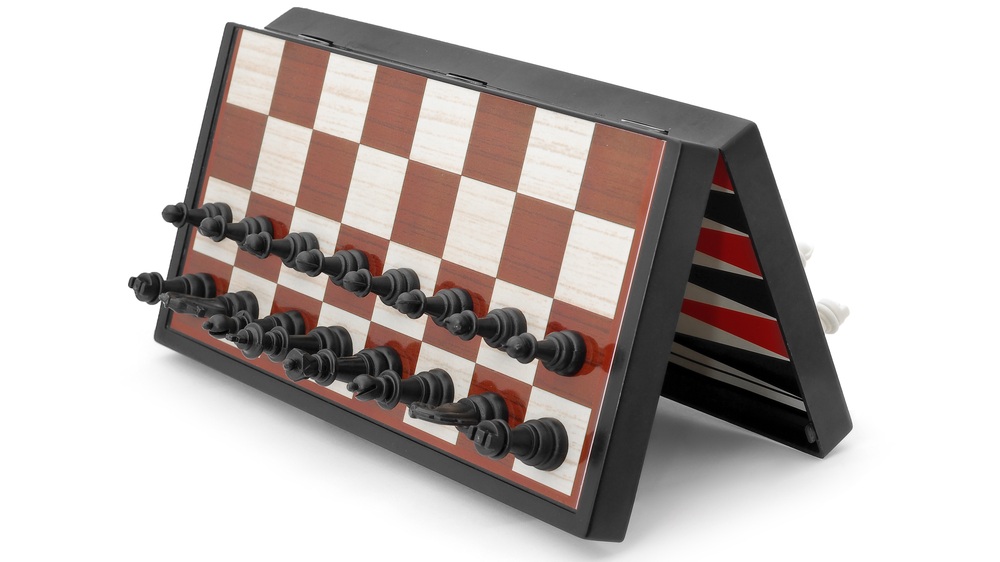Magnetic chess